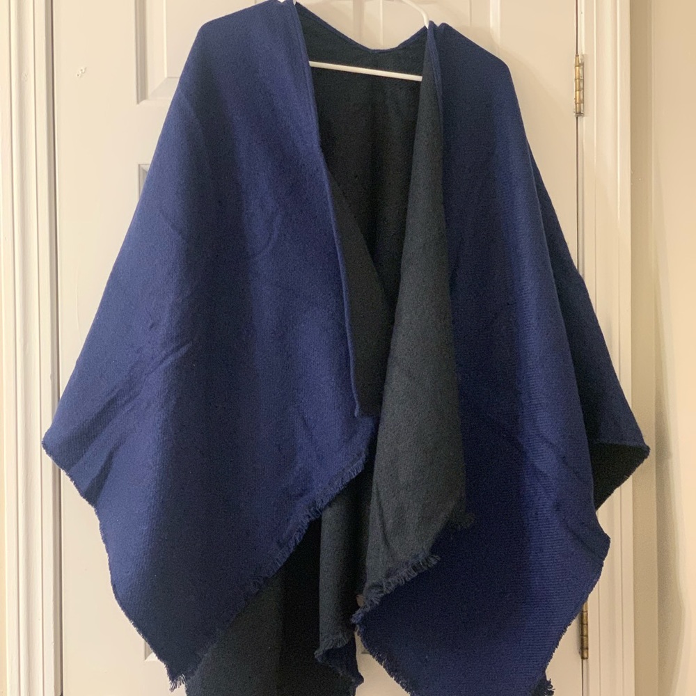 Reversible cape/ poncho. Banana Republic. Great condition.